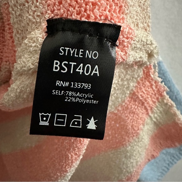 Lisa Robertson Women’s Sweater American Flag Pastel Color Size L - Picture 4 of 9